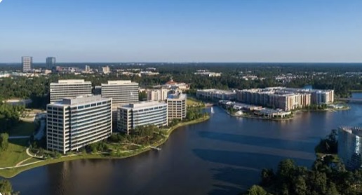 A beautiful look at the Lake Woodlands business district, where modern workplaces meet lakeside living. Live where you work in The Woodlands, TX